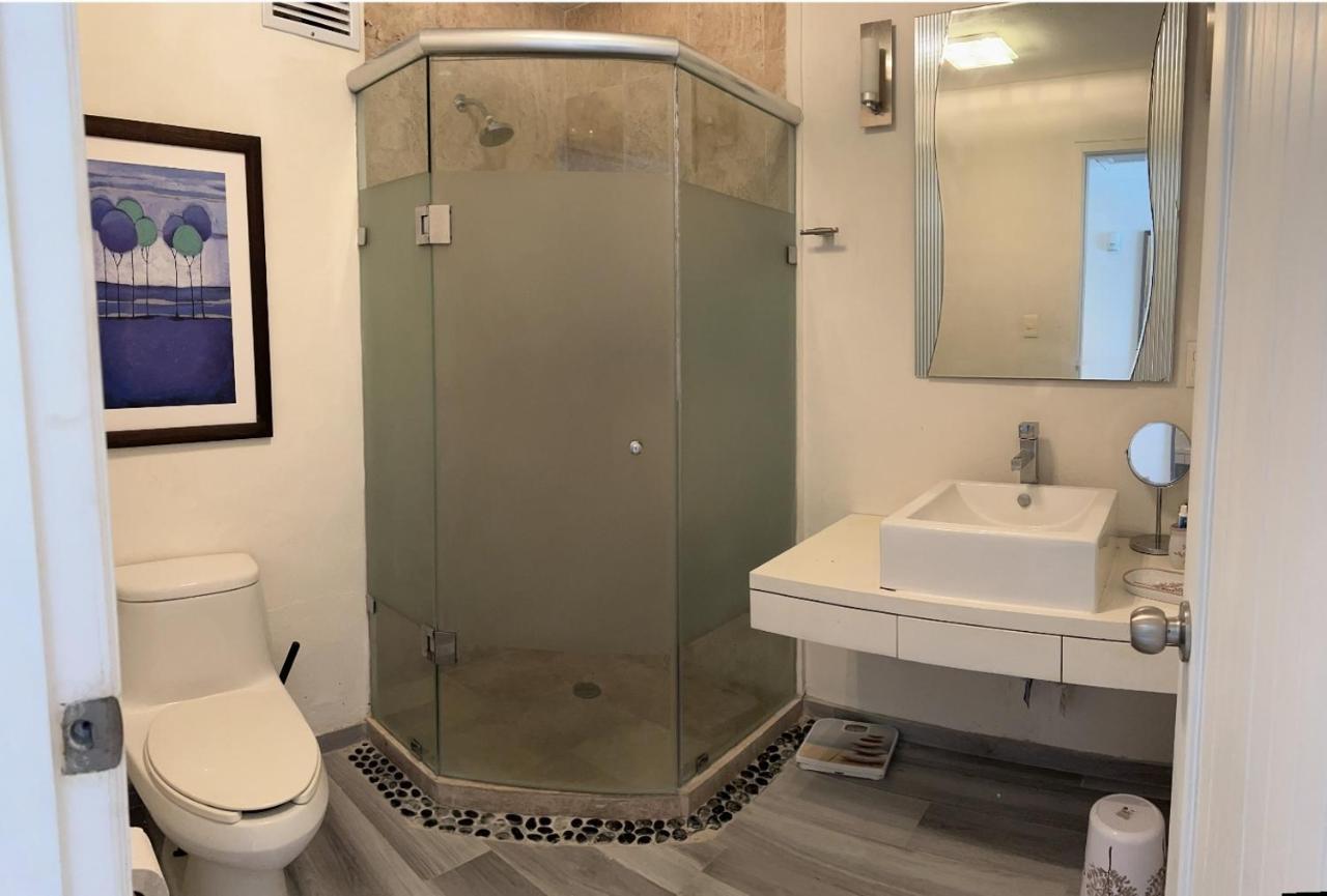 Oceanfront Condo At Unique Location Cancún Extérieur photo