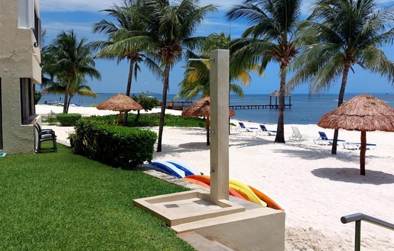 Oceanfront Condo At Unique Location Cancún Extérieur photo