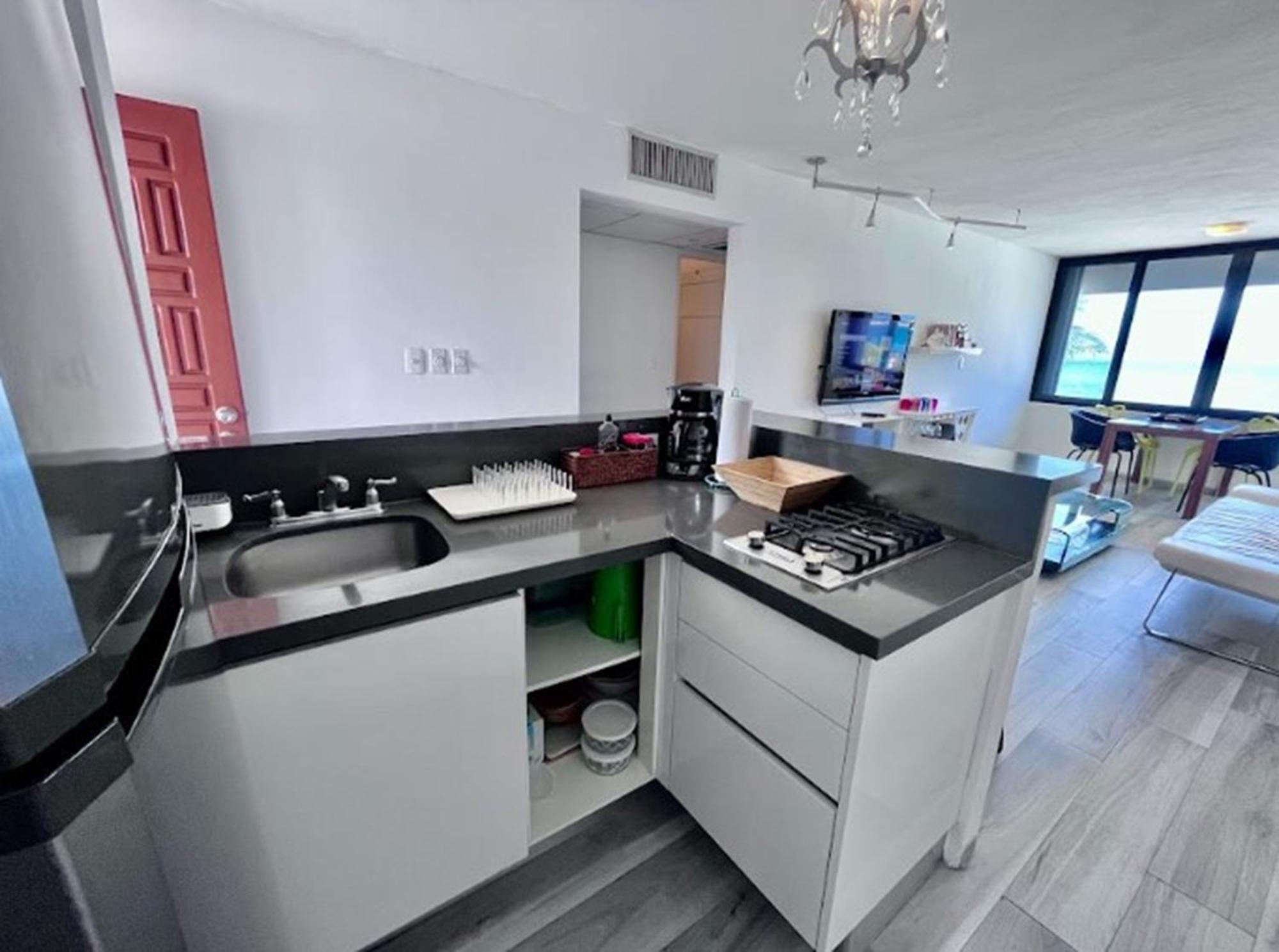 Oceanfront Condo At Unique Location Cancún Extérieur photo